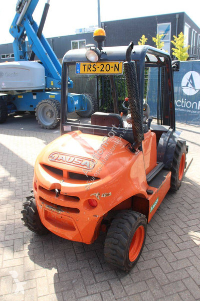 Chariot élévateur Ausa CH-150 X4