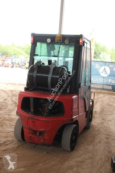 Teleskopický manipulátor Hyster