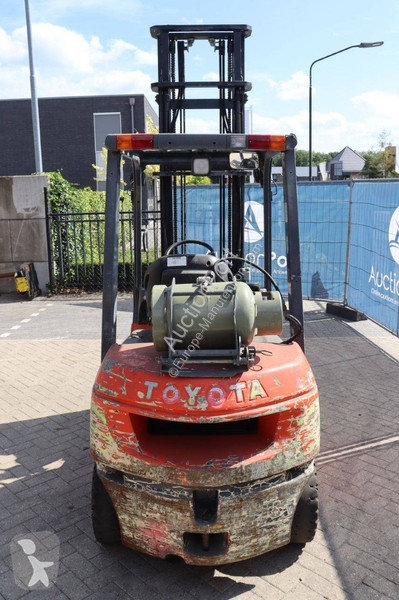 Stivuitor Toyota 42-7FGF25