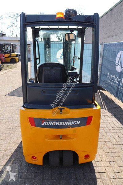 Stivuitor Jungheinrich
