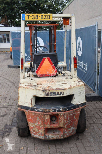 Chariot élévateur Nissan EH02A25