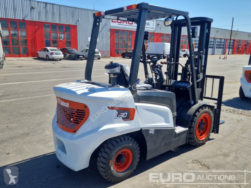 Chariot élévateur Bobcat D30NXE