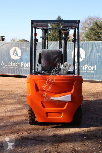 Carretilla elevadora MachPro MP-E2.5