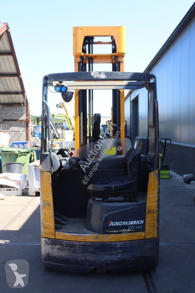 Carretilla elevadora Jungheinrich ETV 214