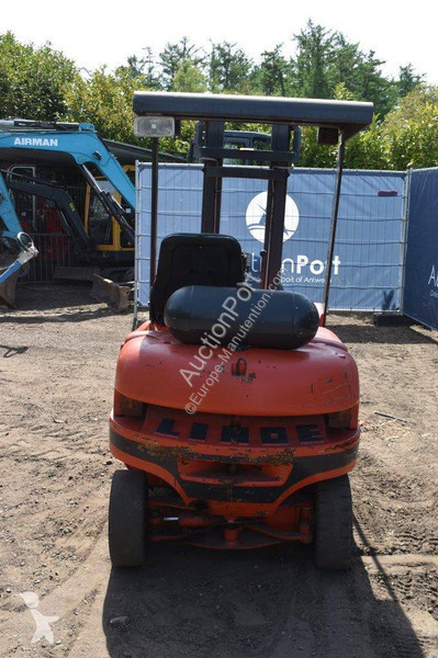 Teleskopický manipulátor Linde H15D