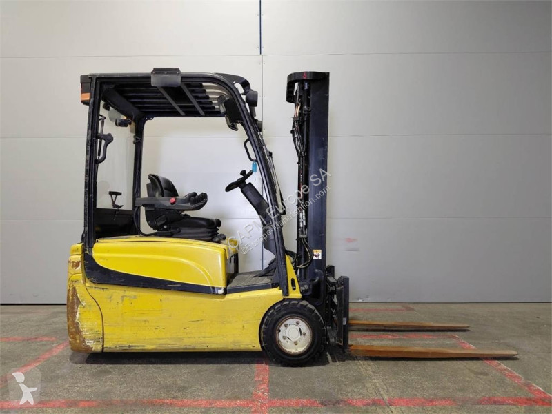 Chariot élévateur Yale ERP20
