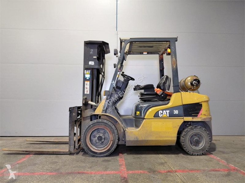 Chariot élévateur Caterpillar GP30NTD