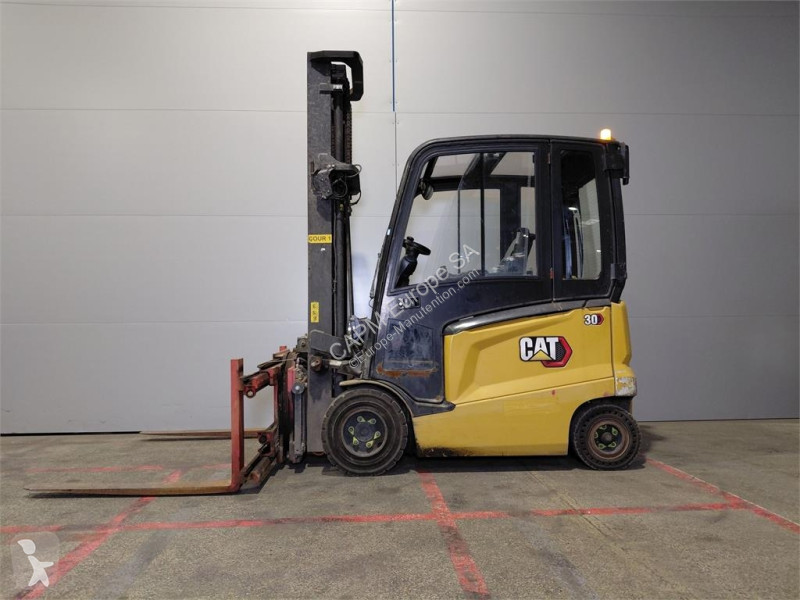 Chariot élévateur Caterpillar EP30CN