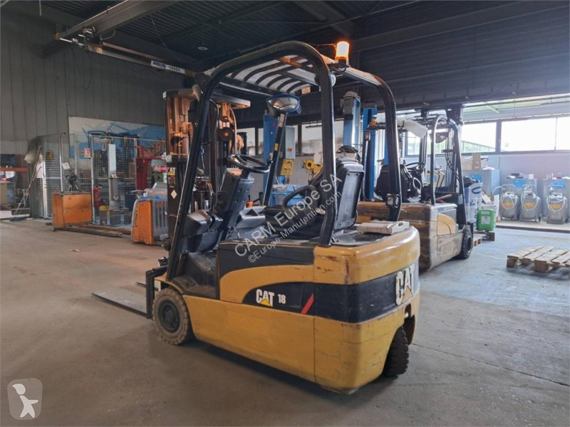 Chariot élévateur Caterpillar EP18NT