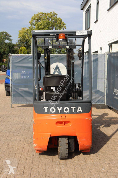 Навантажувач вилковий Toyota 7FBEST13