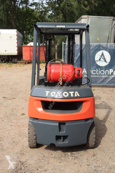 Навантажувач вилковий Toyota 42-7FGF25
