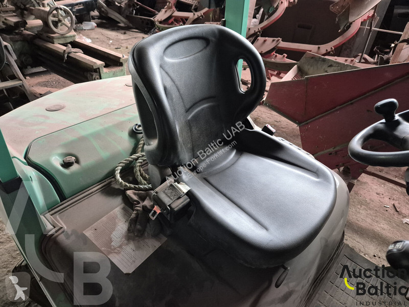 Empilhador elevador Mitsubishi YDM-KF18D