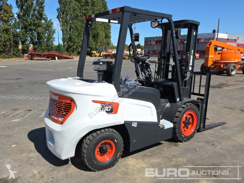 Bobcat D30NXE Forklift