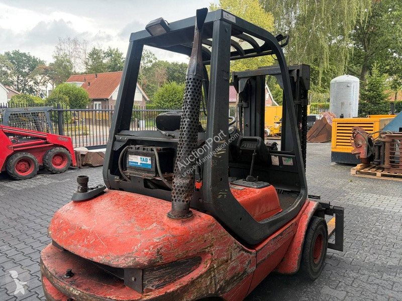 Linde D Forklift