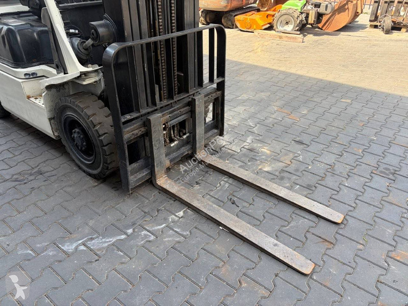 Unicarriers Y1D2A25Q Forklift