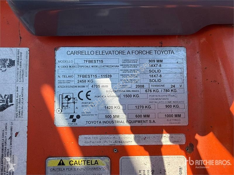 可升降式叉车 Toyota 1500 kg Electric Forklift