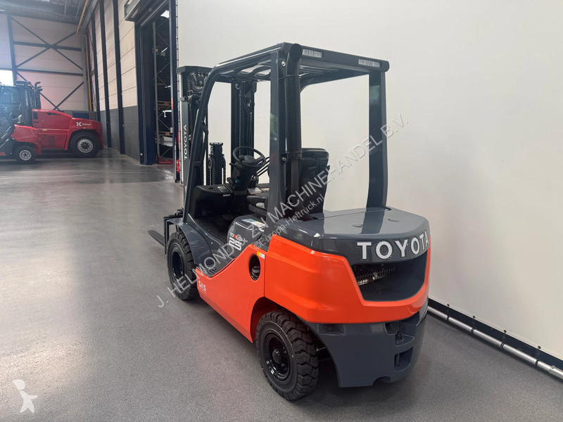Heftruck Toyota 52-8 FDF 25