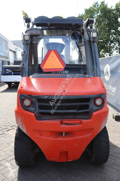 Carretilla elevadora Linde 02
