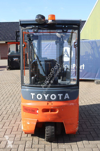 Carretilla elevadora Toyota 7FBEST13