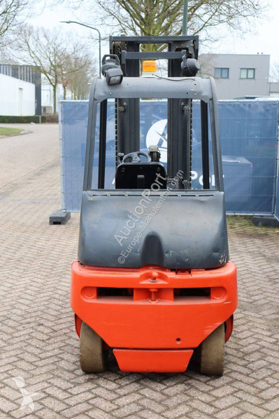 Carretilla elevadora Linde E30-01