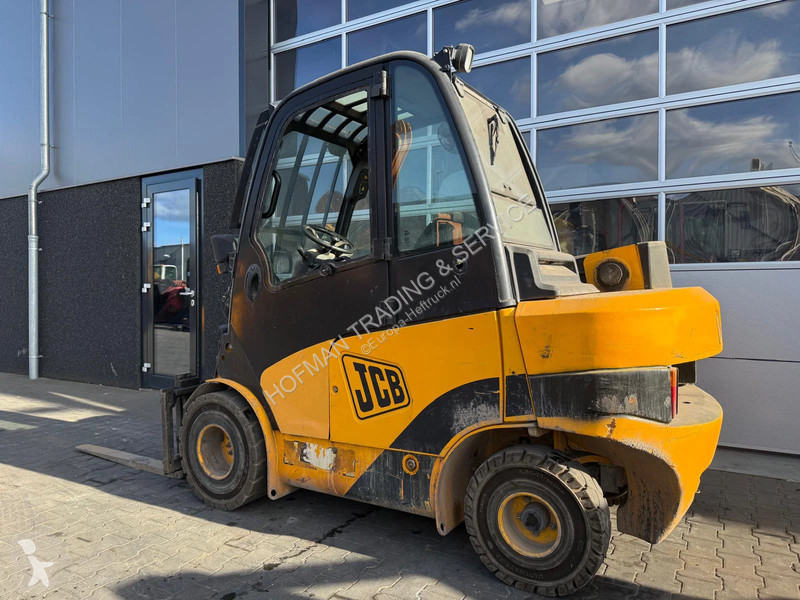 رافعة شوكية JCB TLT30