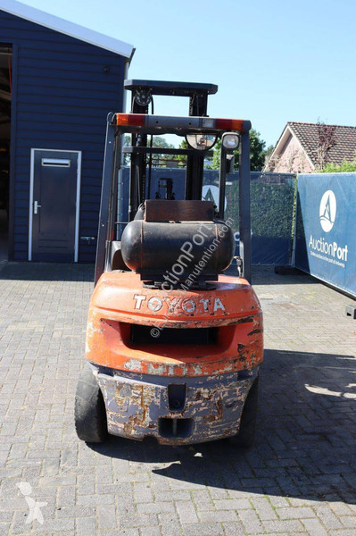Chariot élévateur Toyota 02-7FGF30