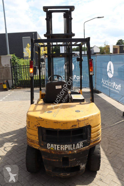 Автопогрузчик Caterpillar DP30