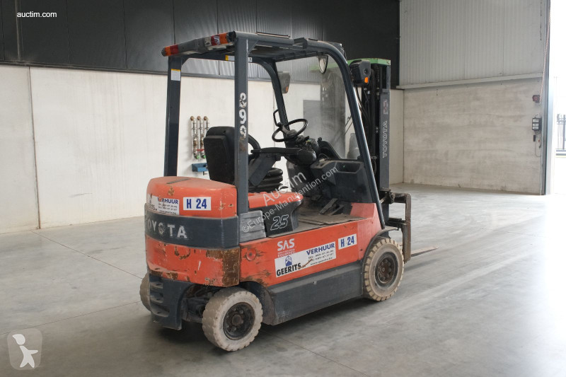 رافعة شوكية Toyota 7fbmf25