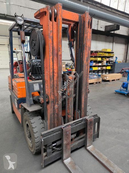 Chariot élévateur Toyota 02 5fdf 25
