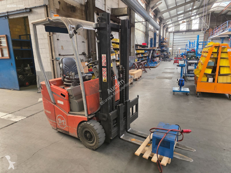 Chariot élévateur BT c3e100r
