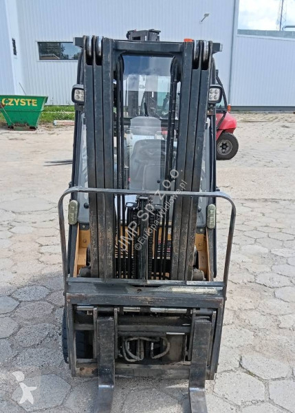 Chariot élévateur Caterpillar GP 18 NT