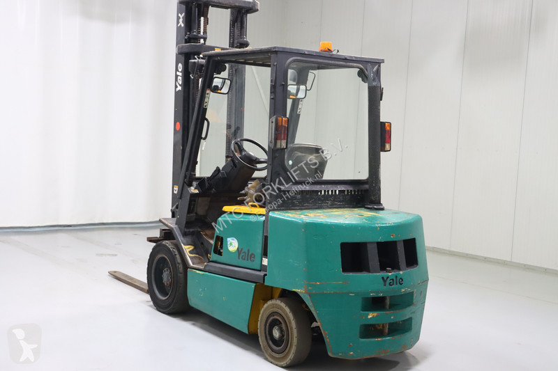 Chariot élévateur Yale GDP30RT