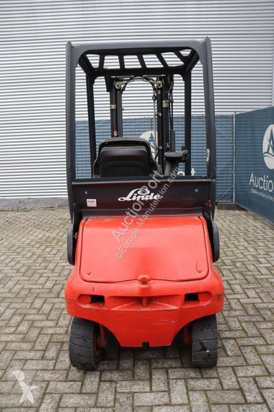 Chariot élévateur Linde E16P