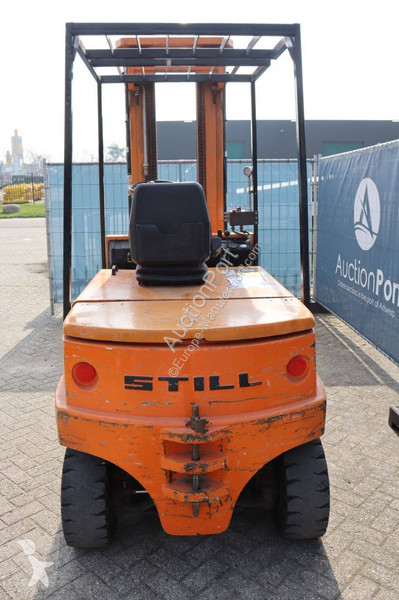 Chariot élévateur Still R60-35