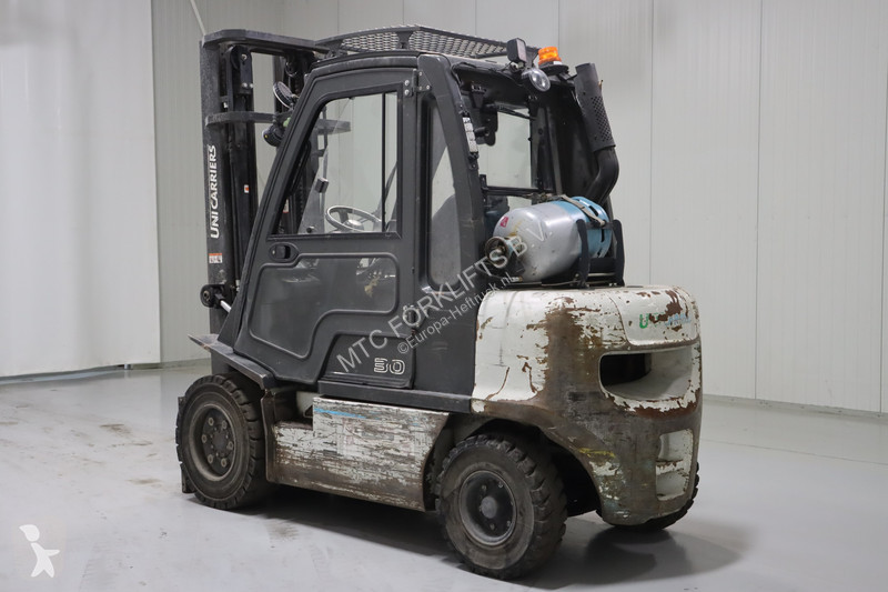 Chariot élévateur Nissan UGD02A30PQ