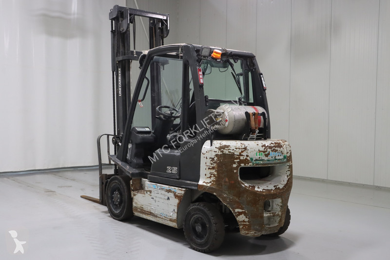 Chariot élévateur Nissan U1D2A25LQ