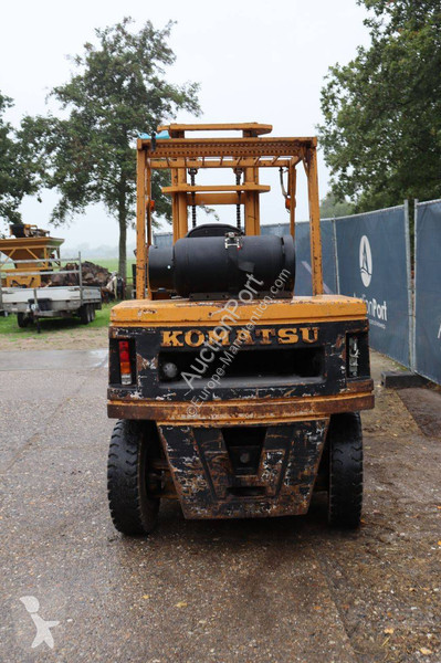 Chariot élévateur Komatsu FG35-4