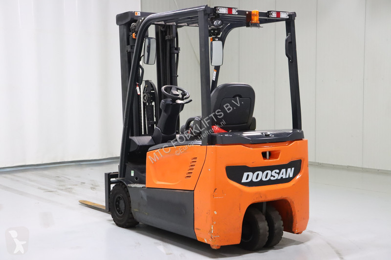 Chariot élévateur Doosan B18T-7