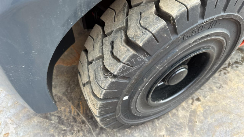 رافعة شوكية Toyota 52-8FDF30