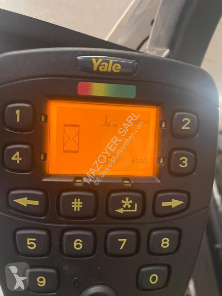 Кар Yale