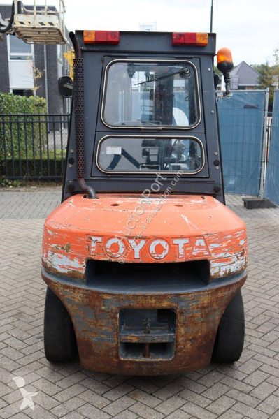 Empilhador elevador Toyota 02-6FD35