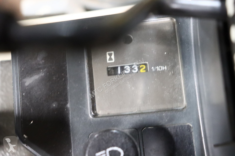 Empilhador elevador Nissan 1N1L15Q