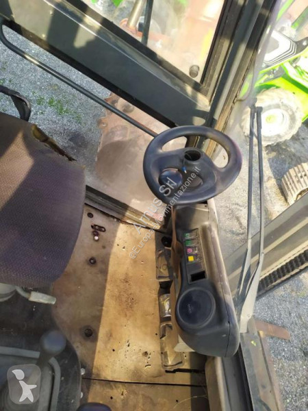 Empilhador elevador Linde HF60