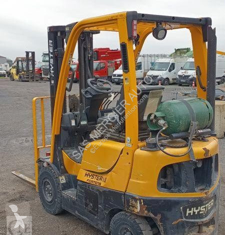 Empilhador elevador Hyster chariot mat