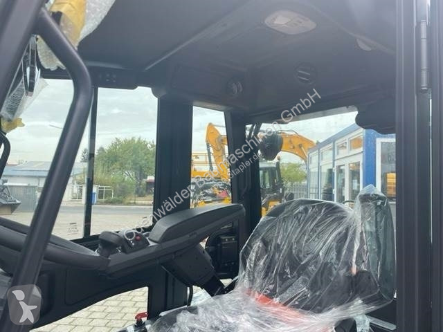 Carrello elevatore Doosan D35C-9