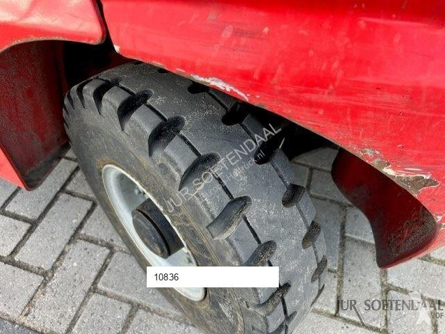 رافعة شوكية Manitou MI25D