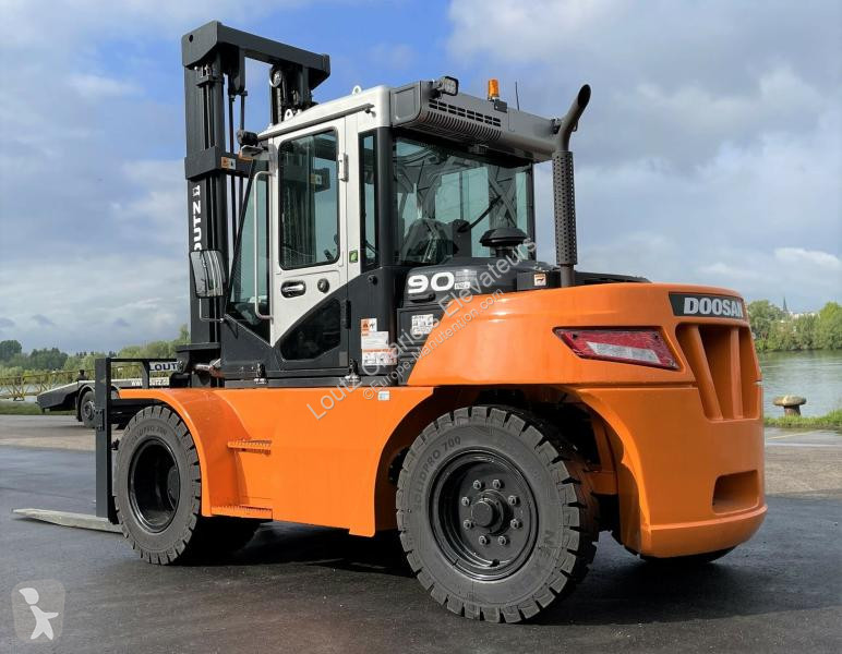 Carrello elevatore Doosan  D90S7
