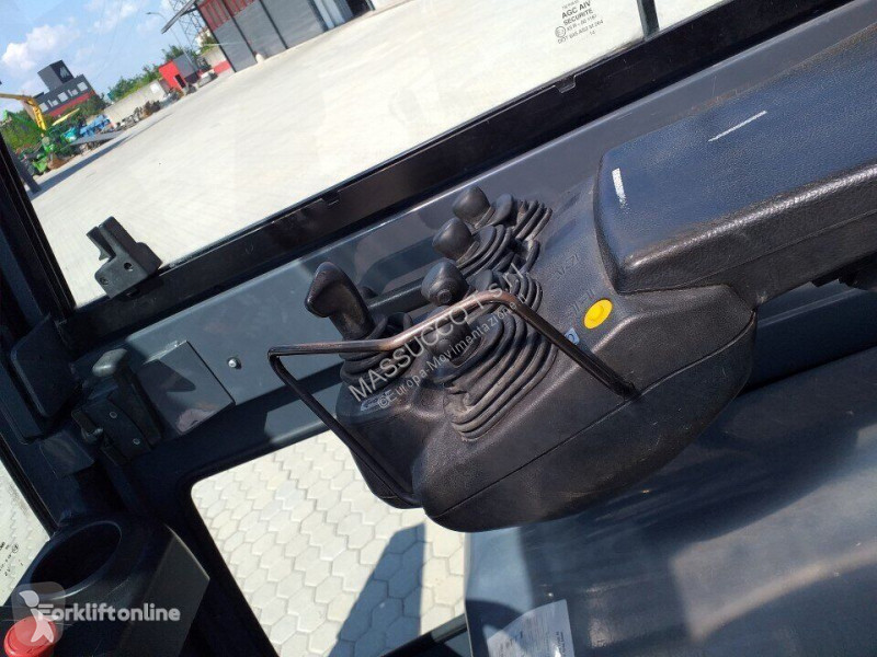 Carrello elevatore Toyota 8FBMT30