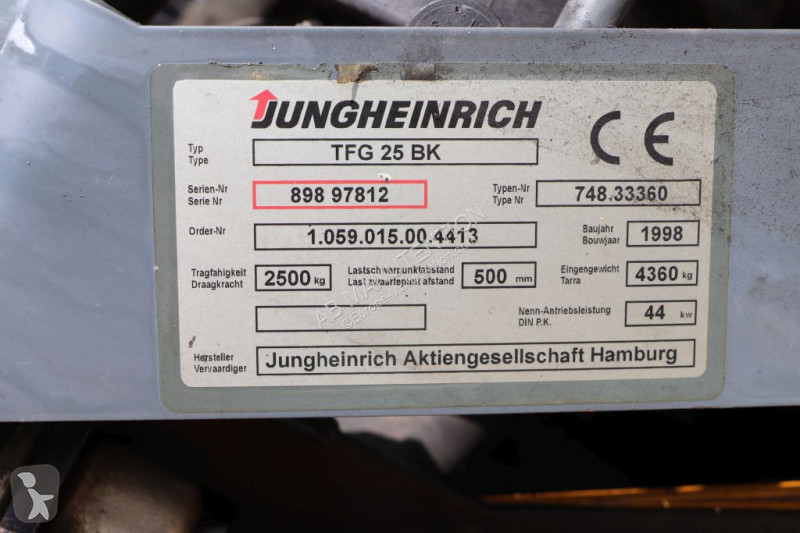 Chariot élévateur Jungheinrich Gaz TFG-425-BK