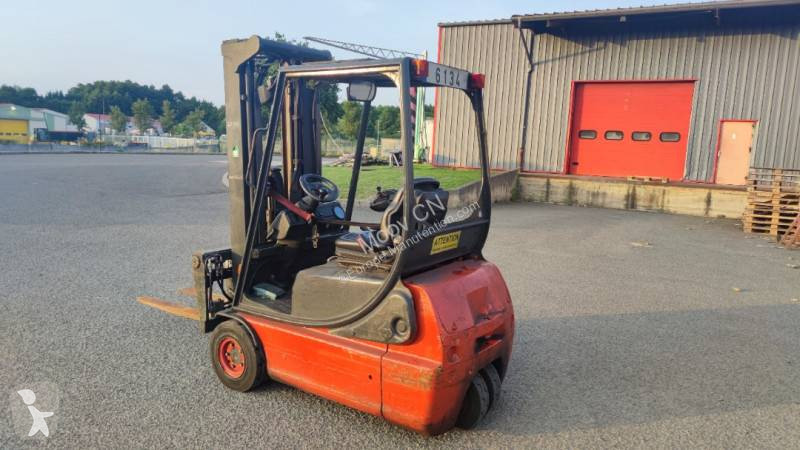 Chariot élévateur Fenwick-Linde E16P-02